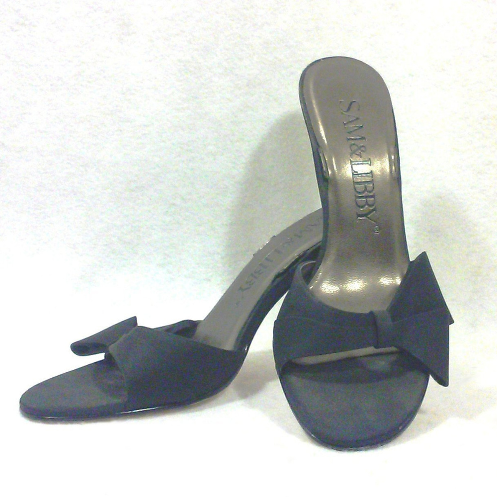 Sam & Libby Black Bow Slide Heels Size 7.5